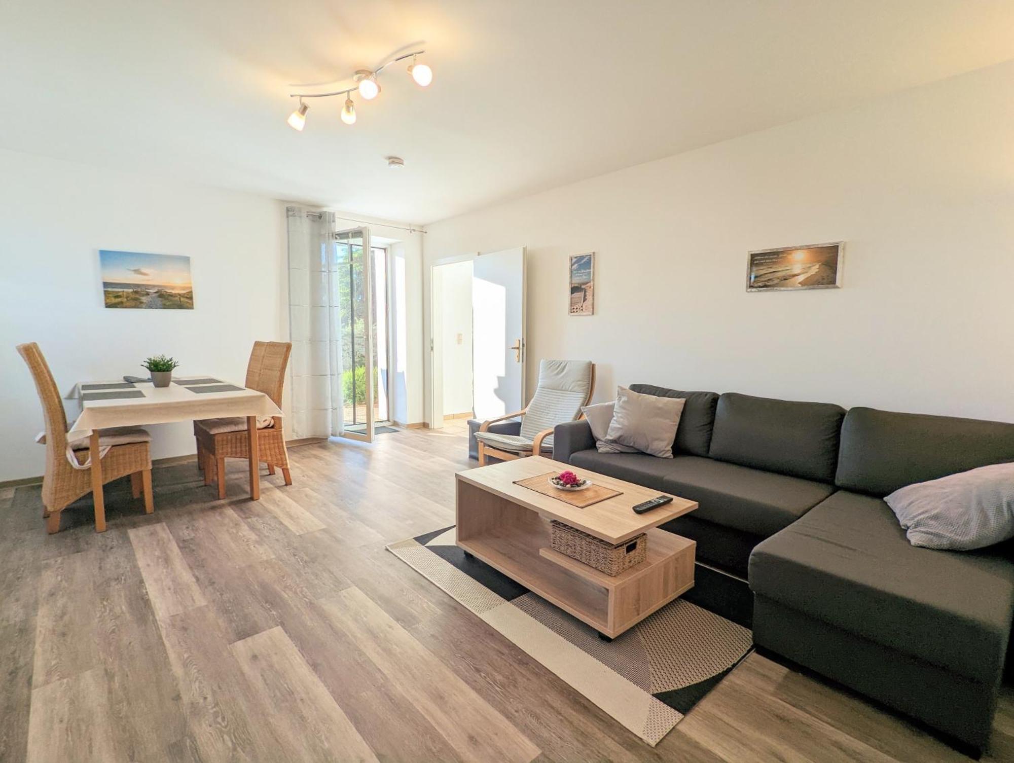 Ferienwohnung Feldblick Auf Dem Bauernhof Am Schweriner See Bad Kleinen Exterior photo